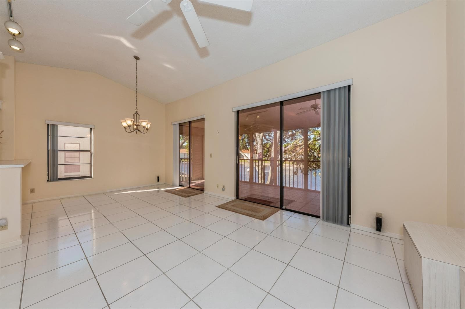 10439 S Circle Lake Drive # 201, Boynton Beach FL 33437 photo 3