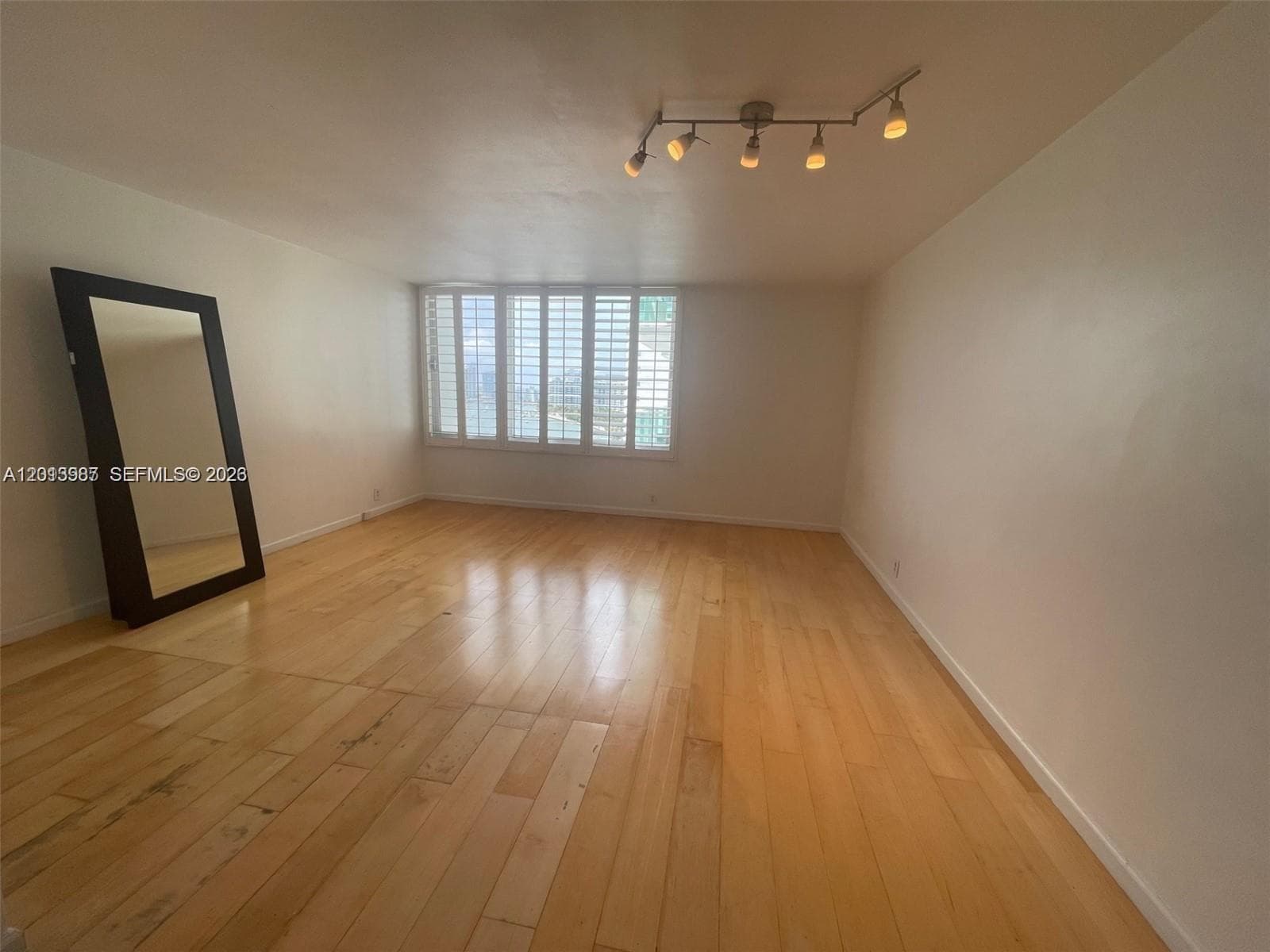 1000 West Ave # 1122, Miami Beach FL 33139