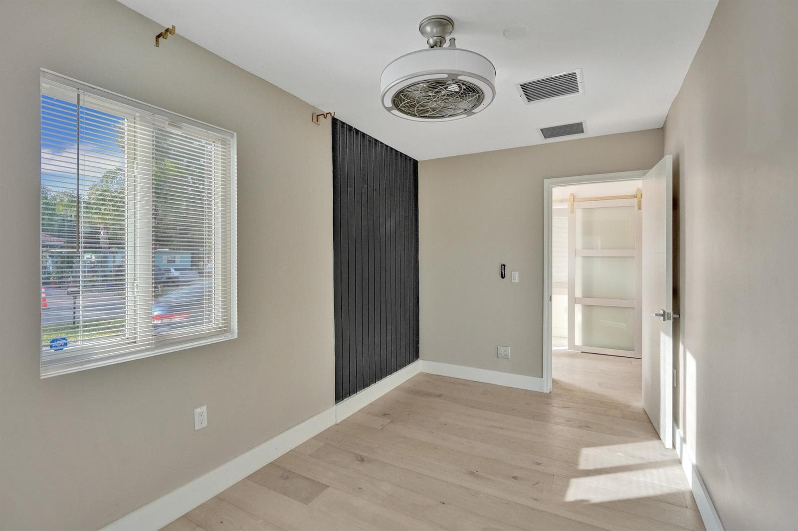 512 NW 15th Terrace, Fort Lauderdale FL 33311 photo 4