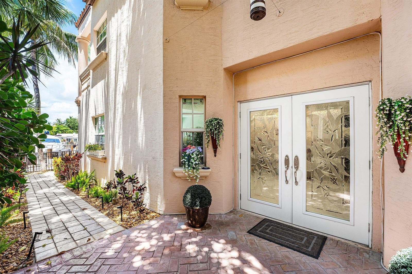 19 Hendricks Isle, Fort Lauderdale FL 33301 photo 3