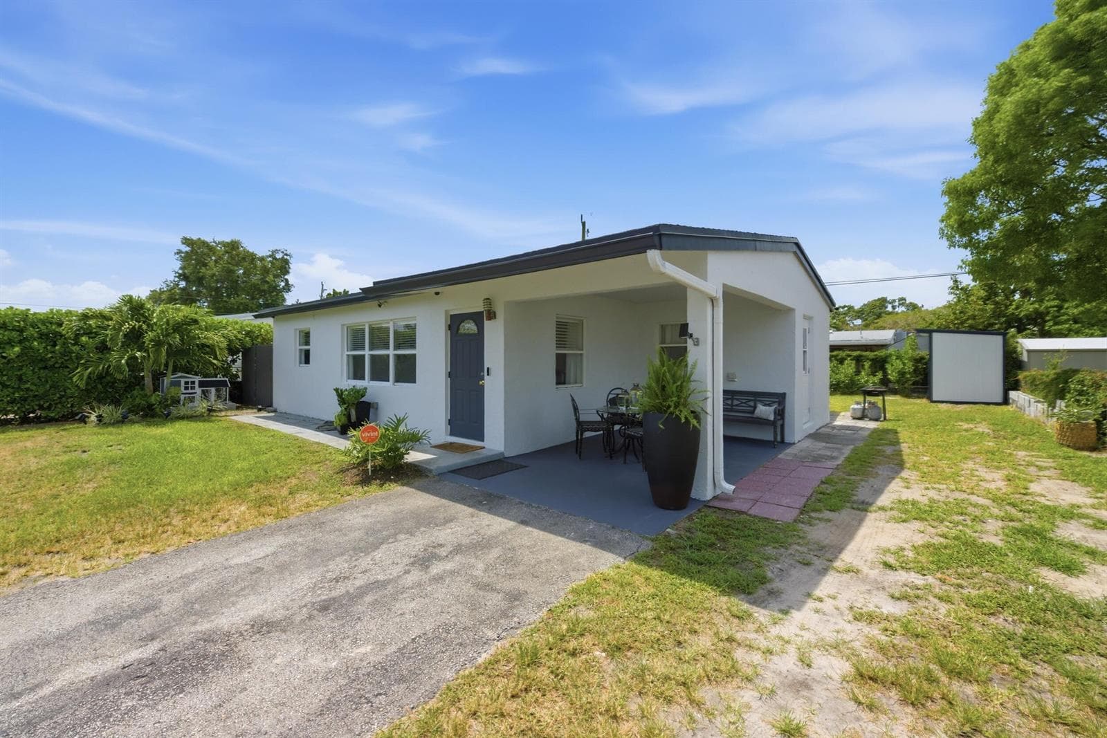 330 NE 59th Court, Oakland Park FL 33334 photo 2