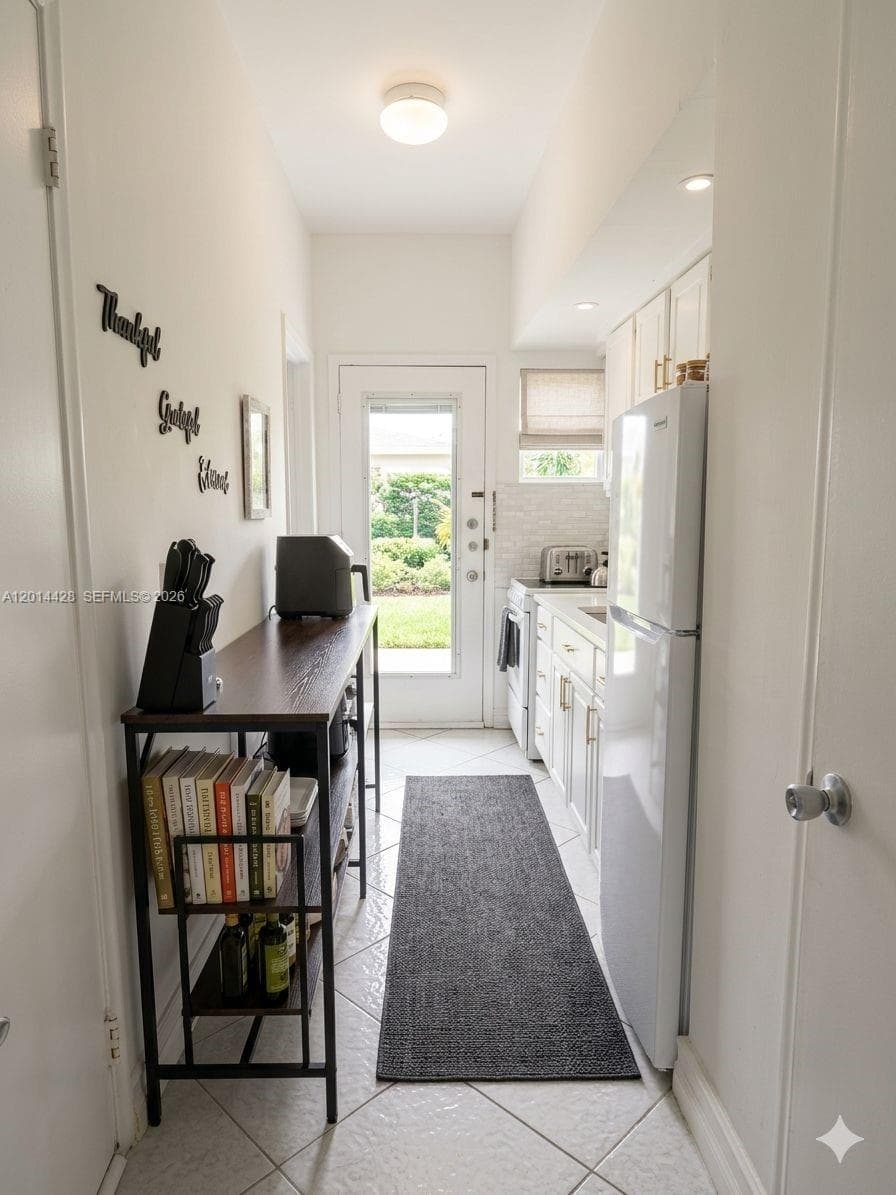 6490 Collins Ave # 14, Miami Beach FL 33141 photo 4