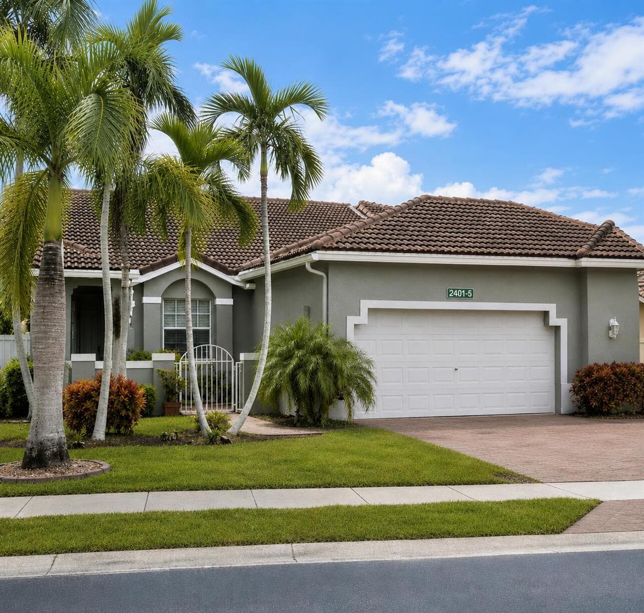 2401 E Aragon Boulevard # 5, Sunrise FL 33313