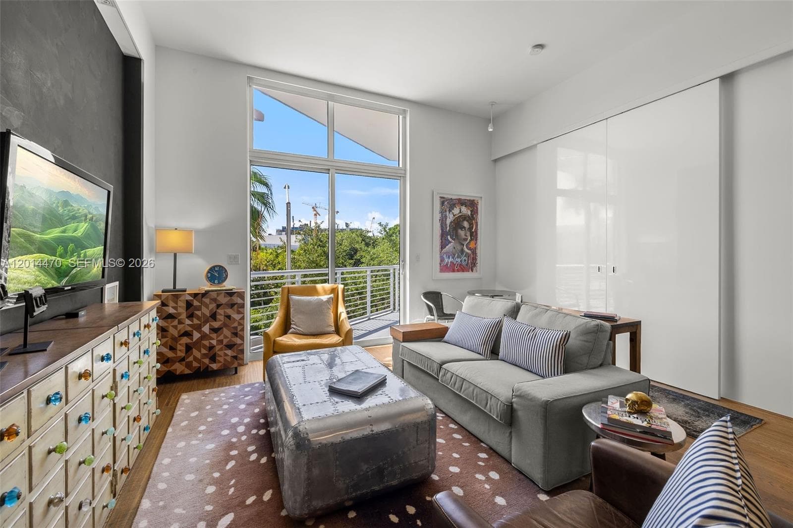 2001 Meridian Ave # 404, Miami Beach FL 33139 photo 2