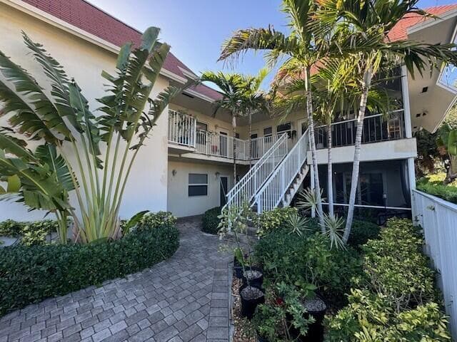 1361 NE 27 Way, Pompano Beach FL 33062 photo 4