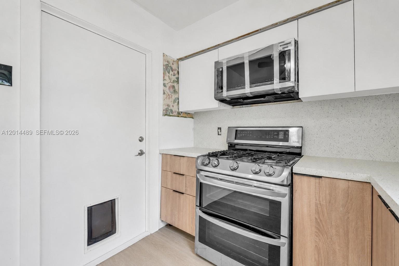 1419 Harding St, Hollywood FL 33020 photo 2