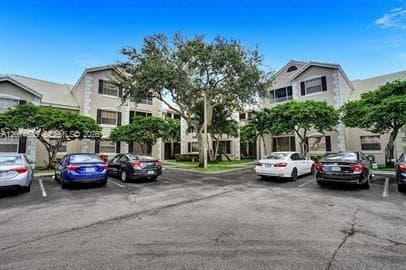 2871 N Oakland Forest Dr # 210, Oakland Park FL 33309 photo 4