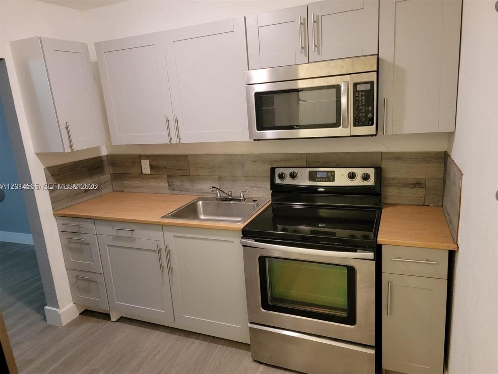 2530 NW 17th St, Fort Lauderdale FL 33311 photo 5