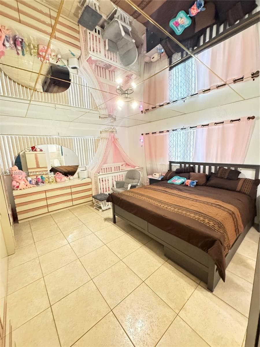 1314 W 77th St, Hialeah FL 33014 photo 4