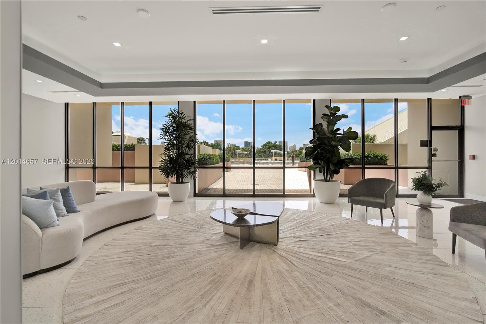 20335 W Country Club Dr # 1608, Aventura FL 33180 photo 2