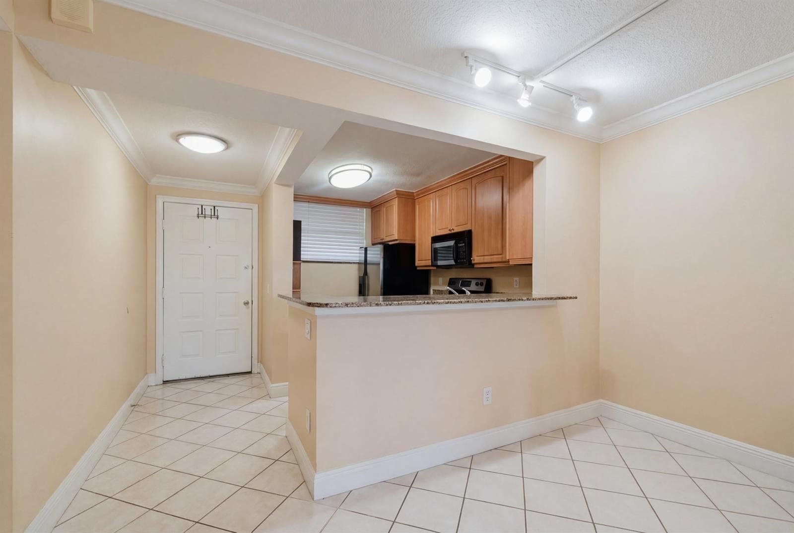 109 Lake Emerald Drive APT 104, Oakland Park FL 33309 photo 5