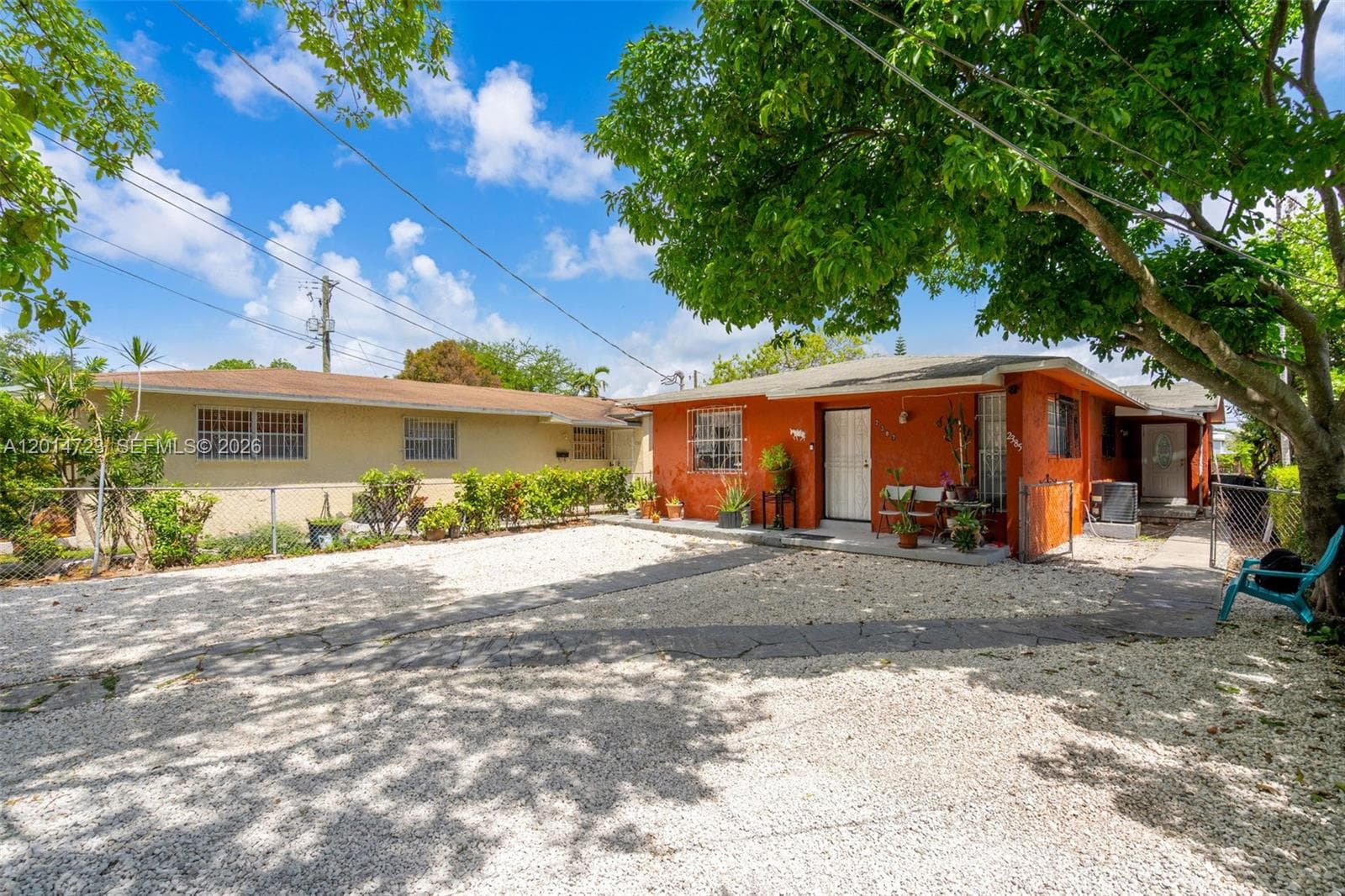 2385 NW 32nd St, Miami, FL 33142 photo 3