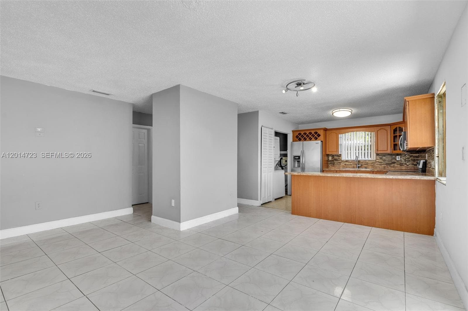 2385 NW 32nd St, Miami, FL 33142 photo 5