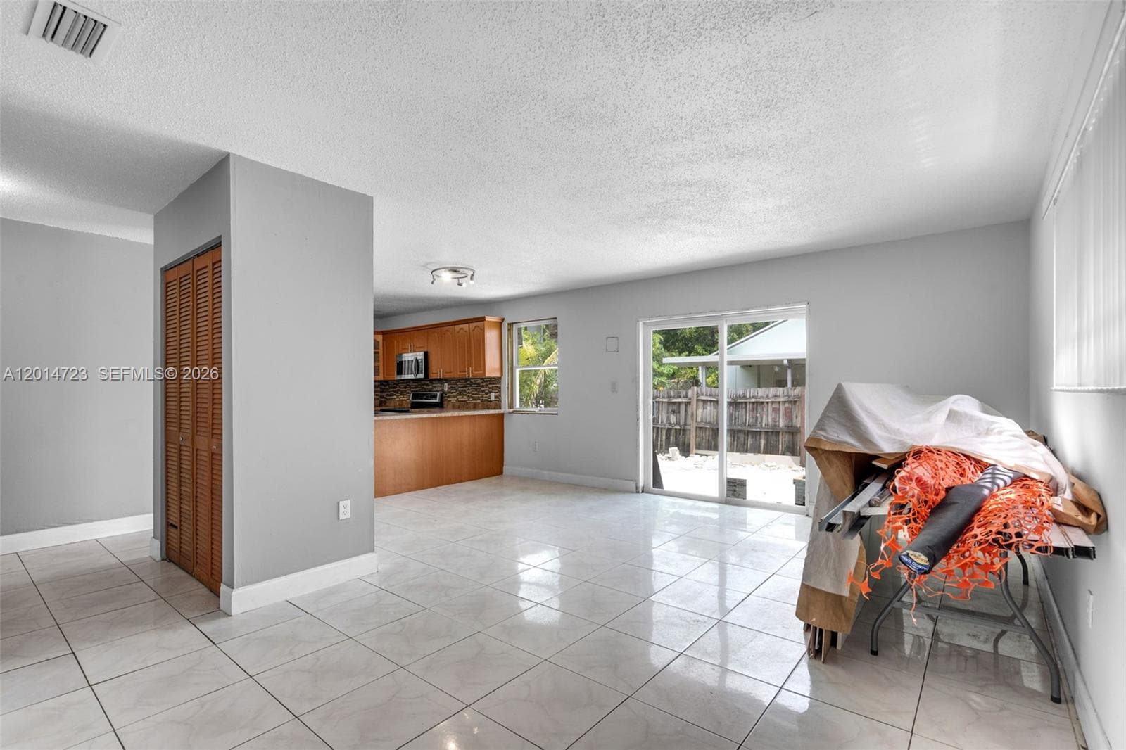 2385 NW 32nd St, Miami, FL 33142 photo 4