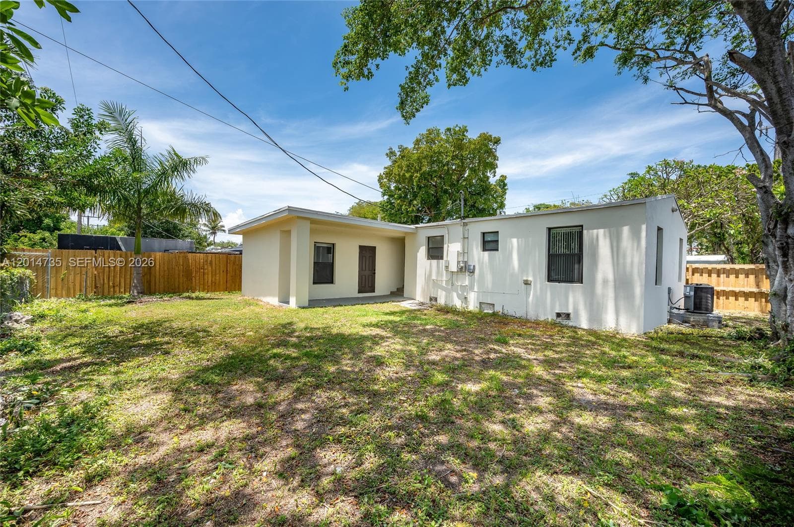 2106 Plunkett Ct, Hollywood FL 33020 photo 3