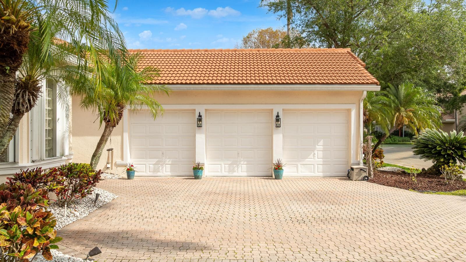 6246 NW 125th Avenue, Coral Springs FL 33076 photo 2