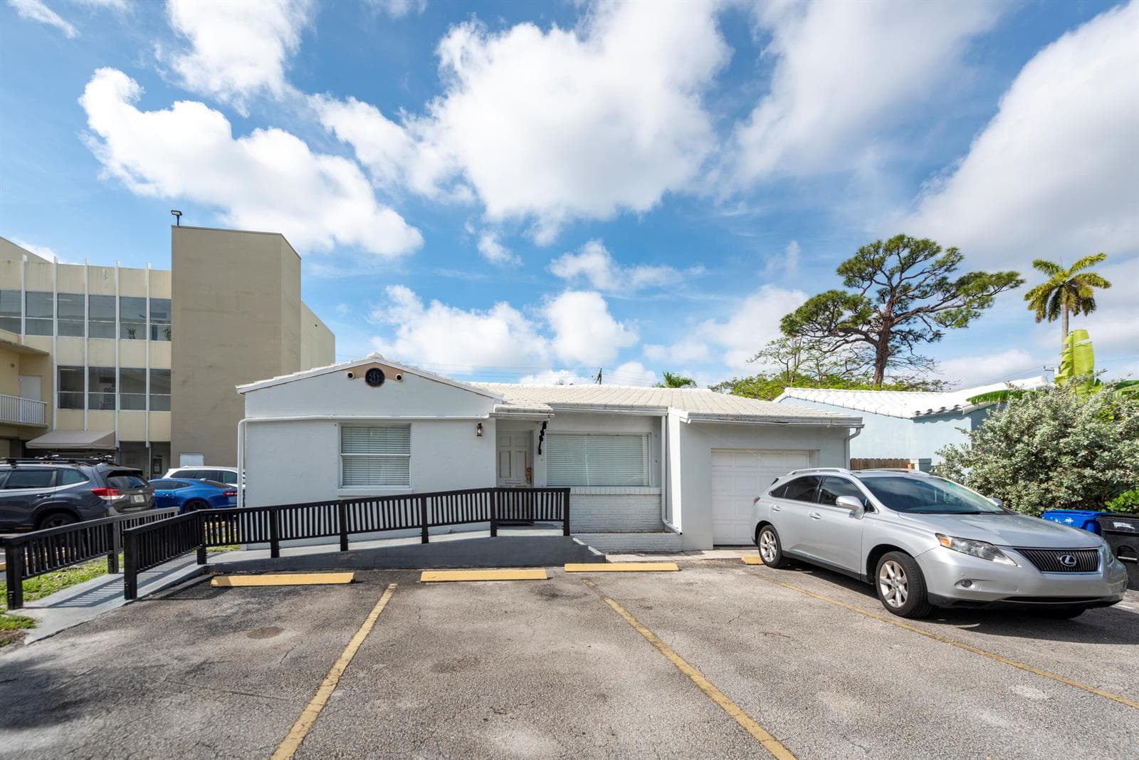 412 SE 17th Street, Fort Lauderdale FL 33316