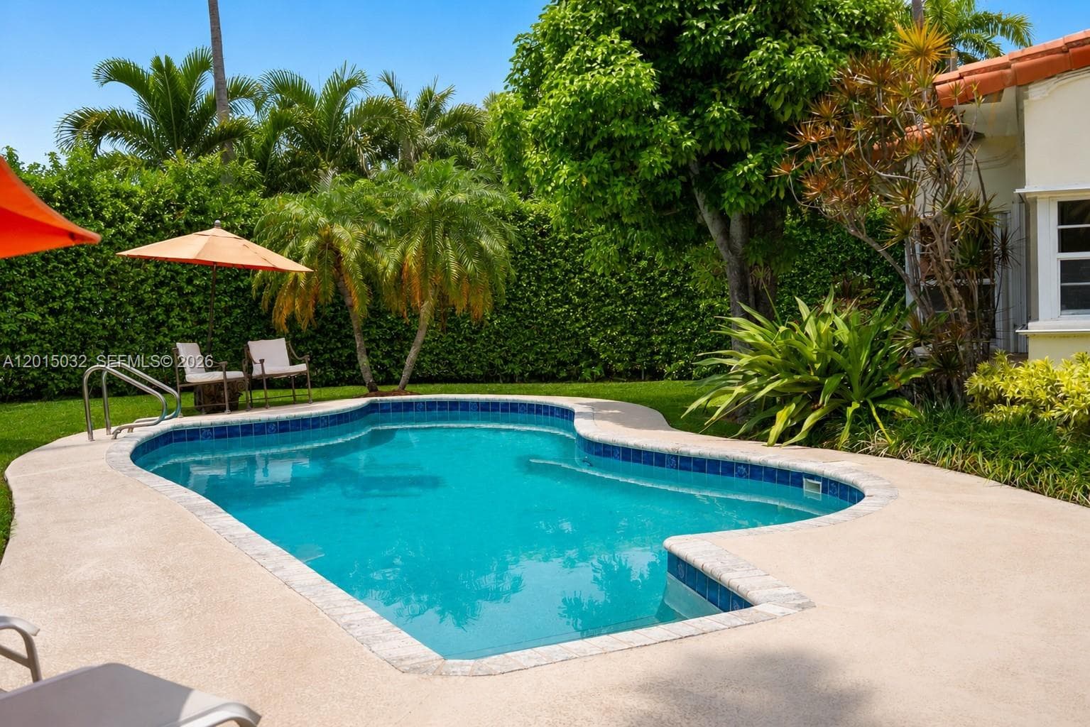 363 S Hibiscus Dr, Miami Beach FL 33139 photo 3