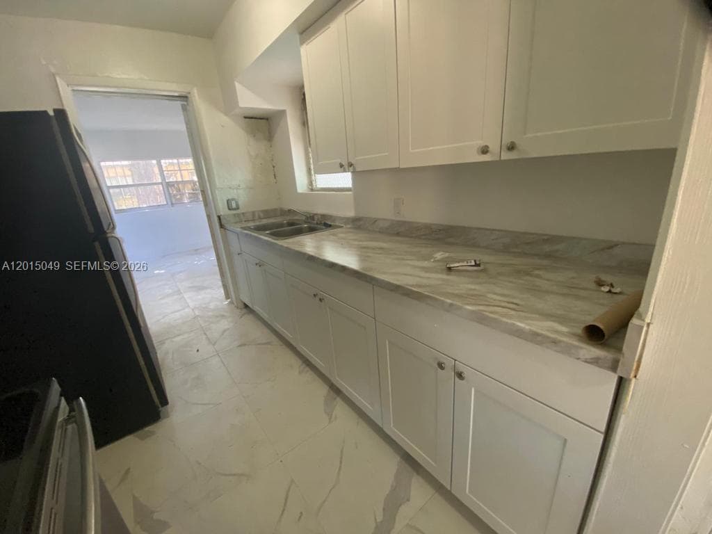 166 NW 68th Ter, Miami FL 33150 photo 4