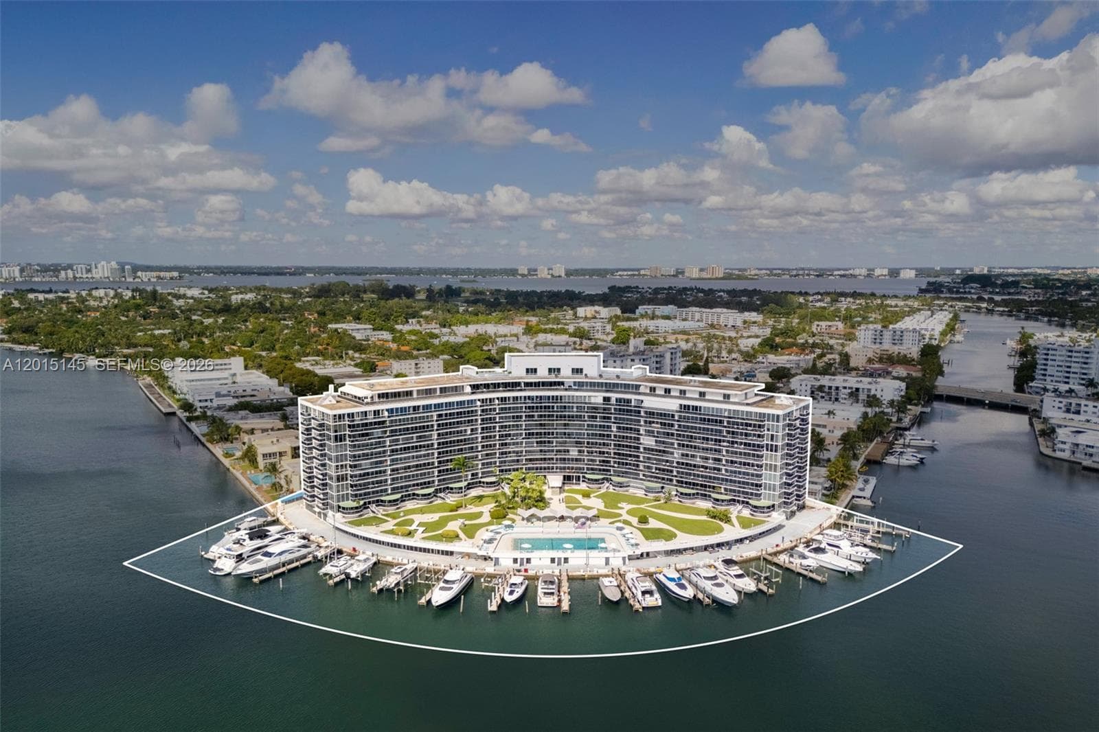 900 Bay Dr DS14, Miami Beach FL 33141 photo 4