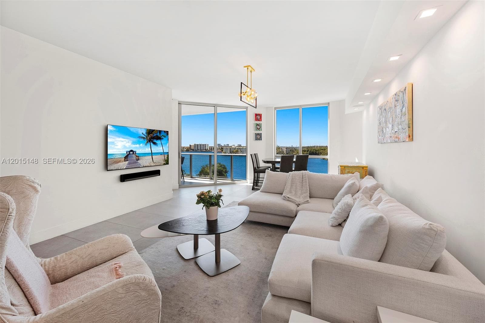17111 Biscayne Blvd # 606, North Miami Beach FL 33160 photo 2