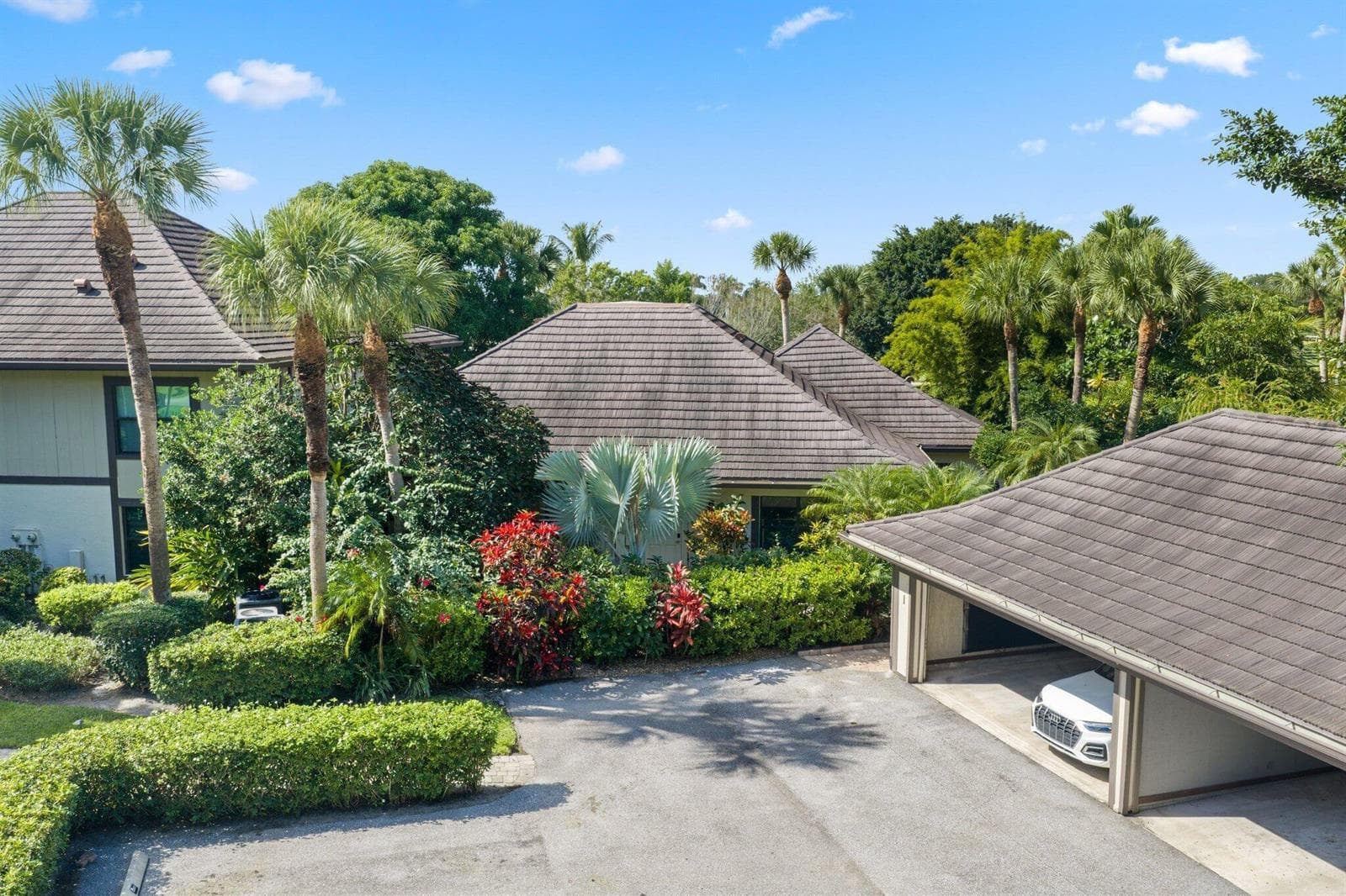 2835 Polo Island Drive # H104, Wellington FL 33414 photo 2