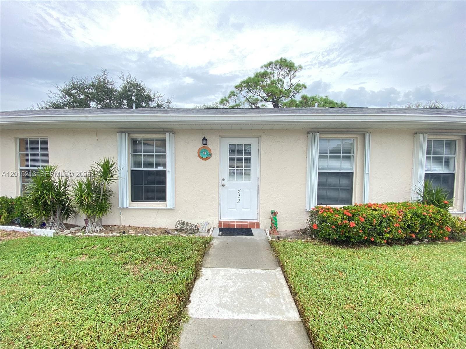 432 Bennington Ln # 432, Lake Worth FL 33467