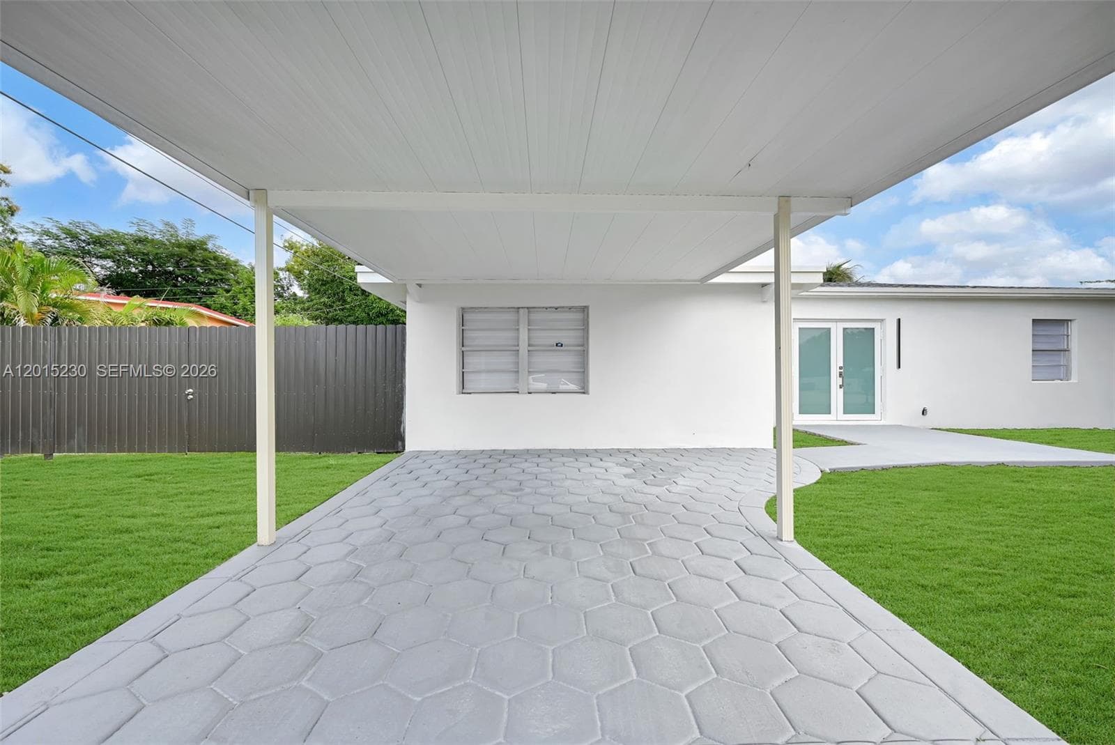 12621 NW 22nd Ct, Miami FL 33167 photo 2