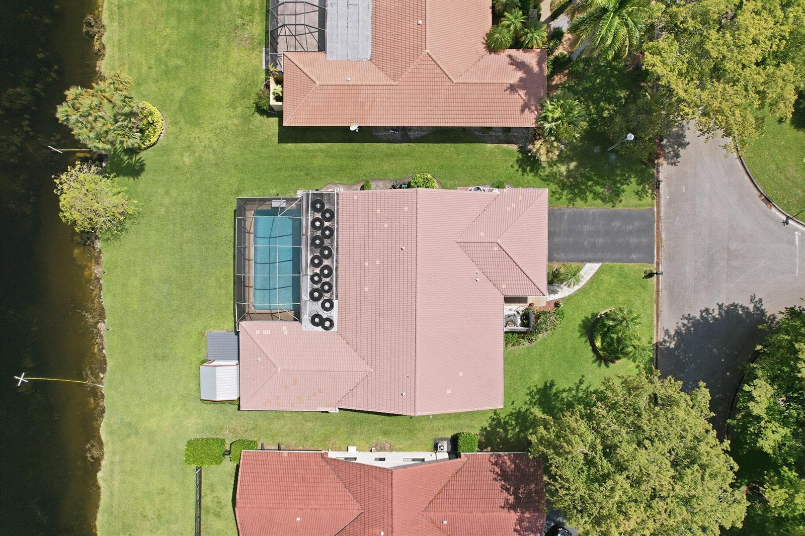 1042 NW 110th Lane, Coral Springs FL 33071 photo 2