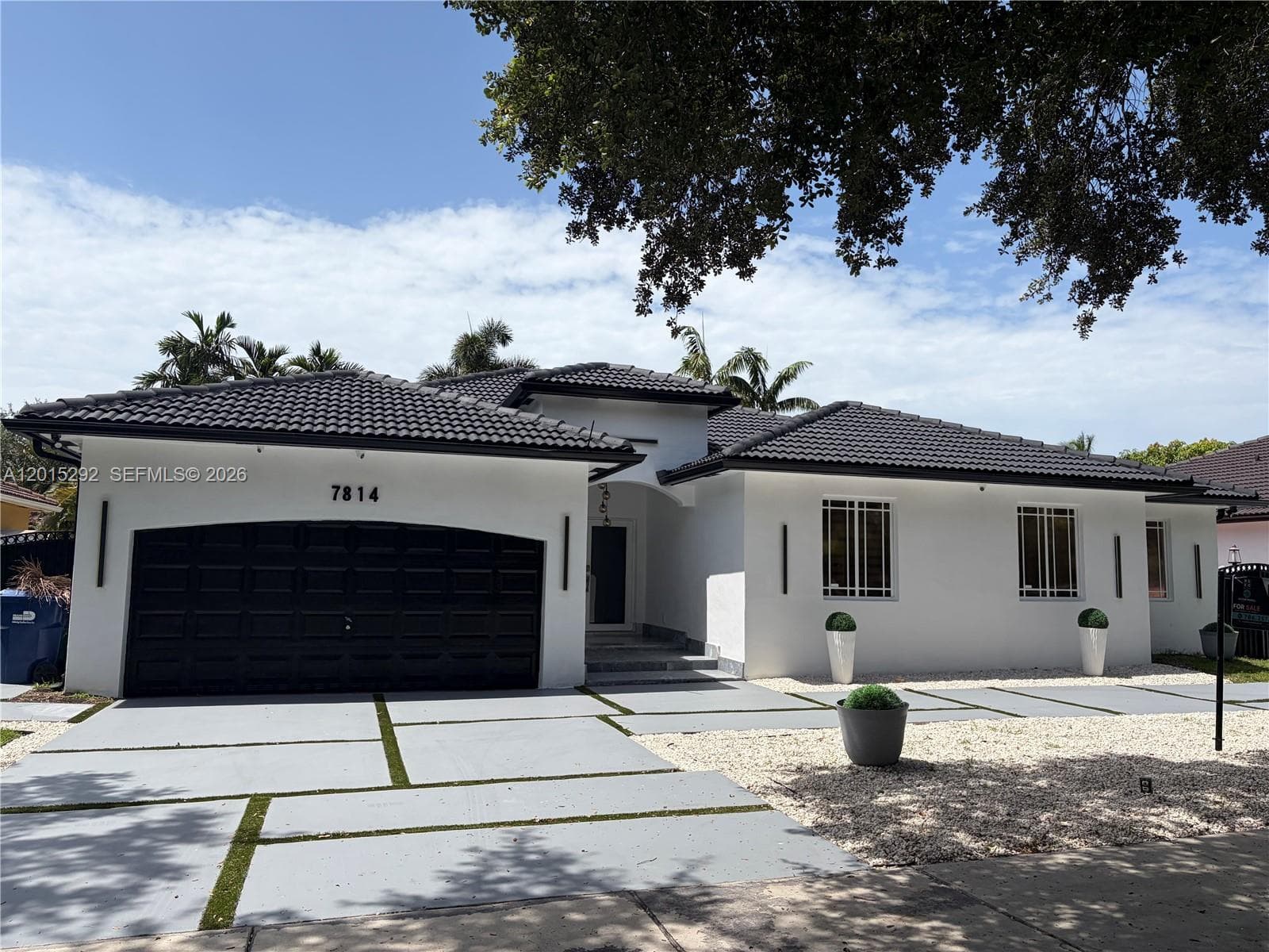 7814 NW 165th St, Miami Lakes FL 33016 photo 2