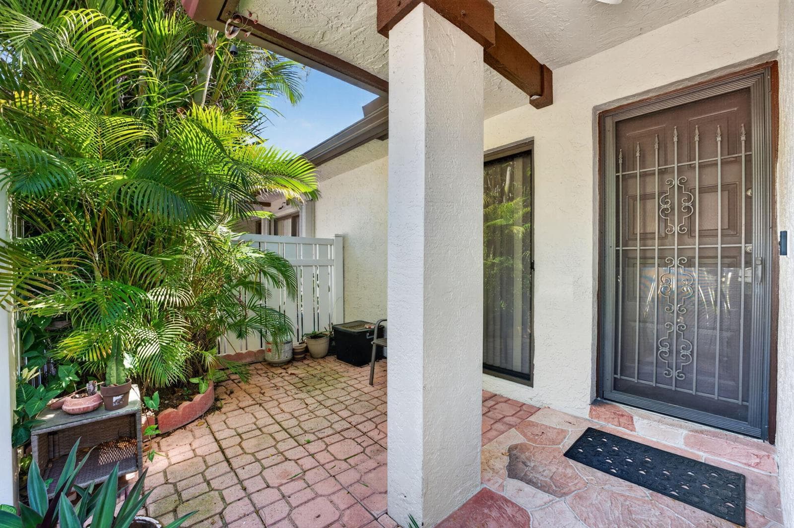 3210 S Carambola Cir Circle S, Coconut Creek FL 33066 photo 2