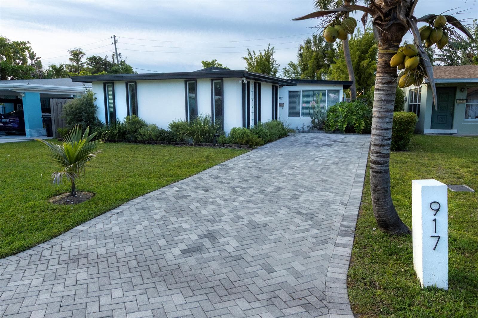 917 NE 18th Street, Fort Lauderdale FL 33305 photo 2