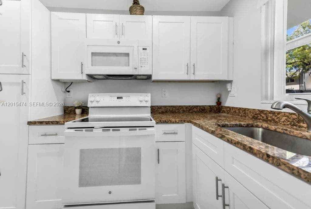 1425 Arthur St # 103A, Hollywood FL 33020 photo 4
