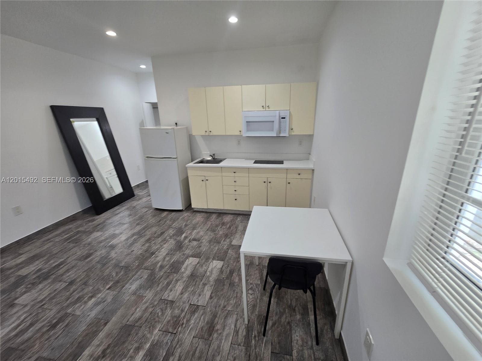 1345 Pennsylvania Ave # 2A, Miami Beach FL 33139 photo 2