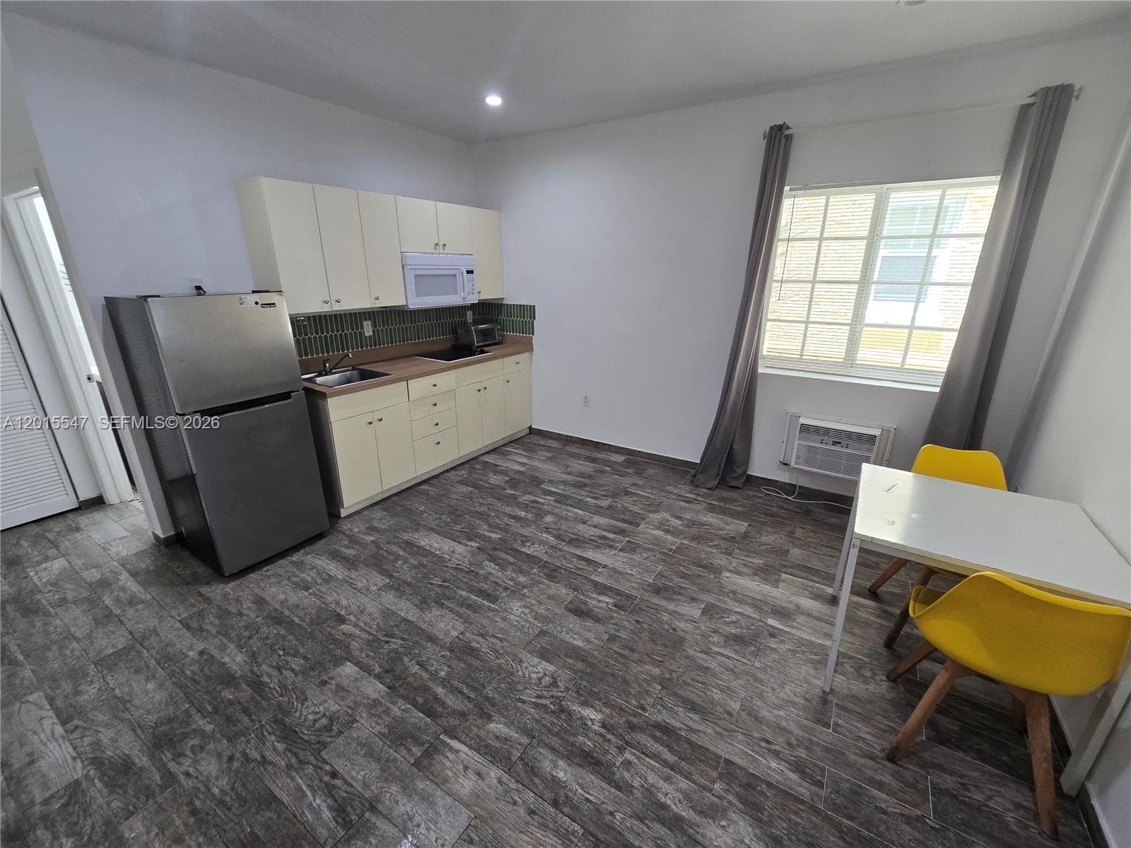 1345 Pennsylvania Ave # 5B, Miami Beach FL 33139 photo 3