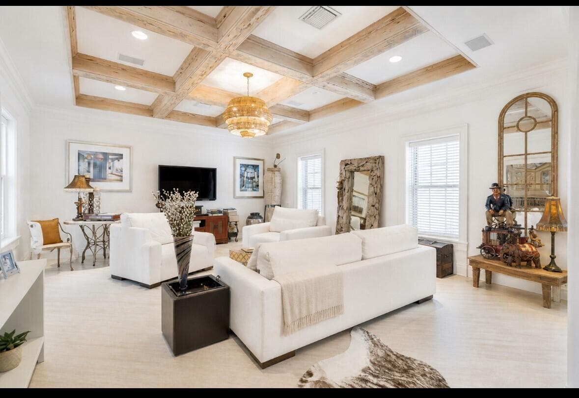 286 Jamaica Lane, Palm Beach FL 33480 photo 2