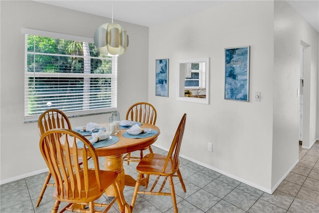 17 Vista Palm Lane # 201, Vero Beach FL 32962 photo 5