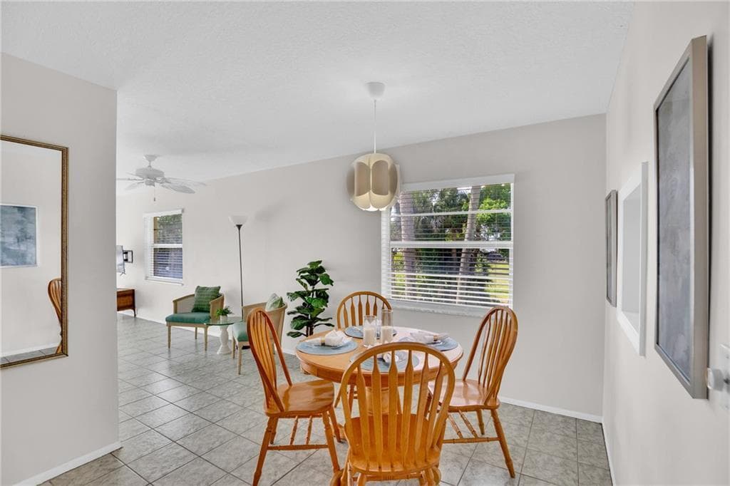 17 Vista Palm Lane # 201, Vero Beach FL 32962 photo 4