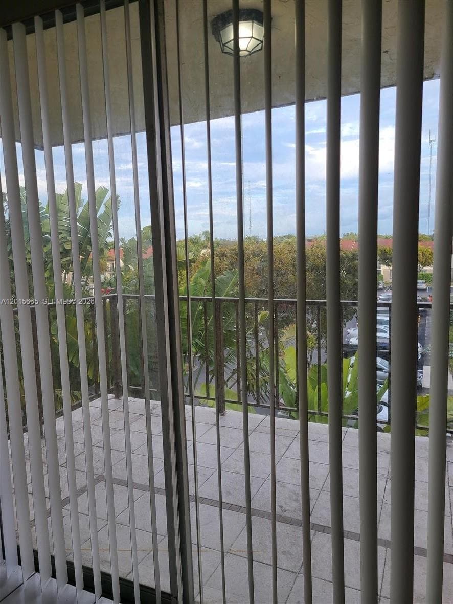 5100 SW 41st  Street # 322, Pembroke Park FL 33023 photo 5