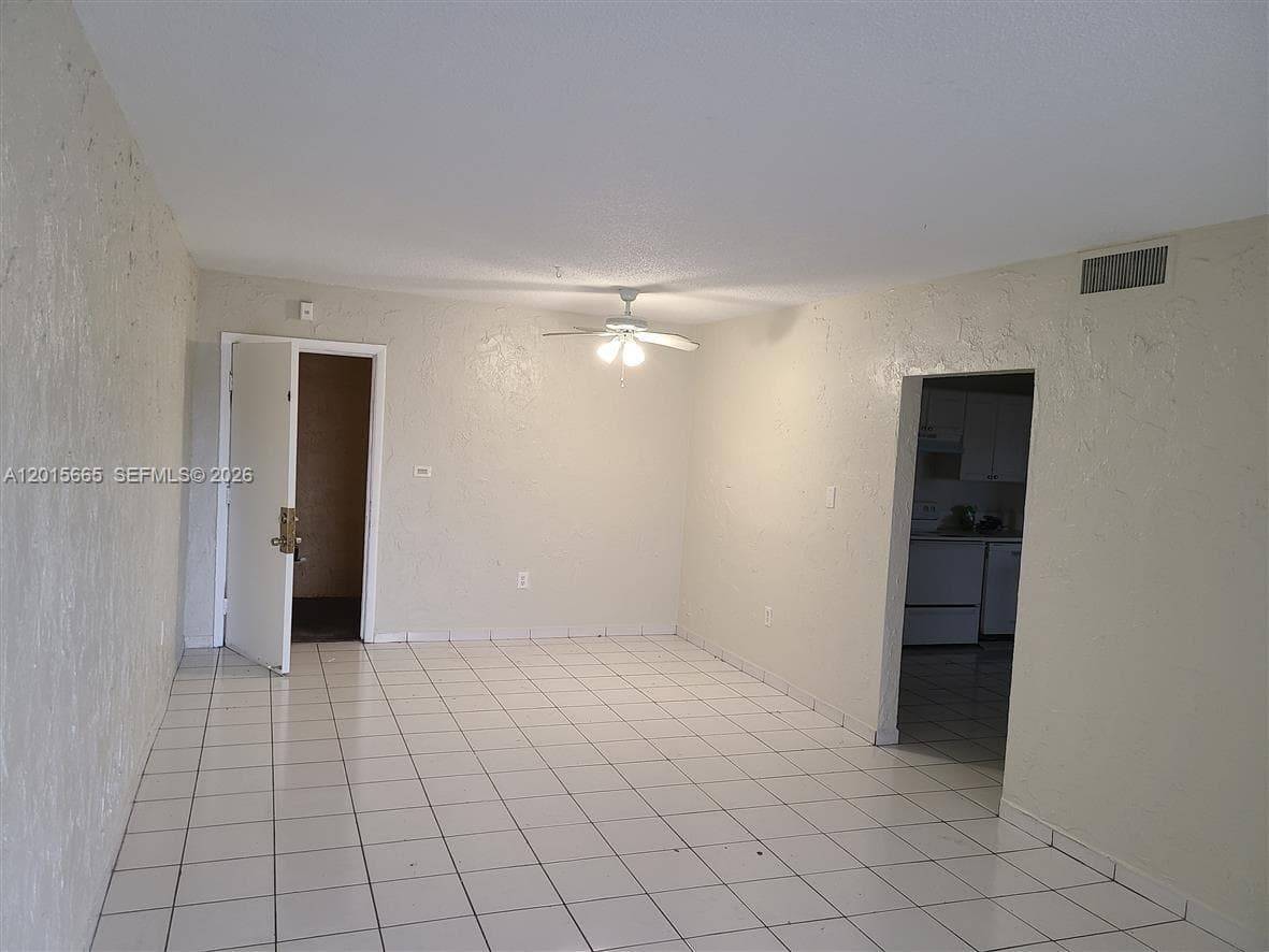 5100 SW 41st  Street # 322, Pembroke Park FL 33023 photo 4