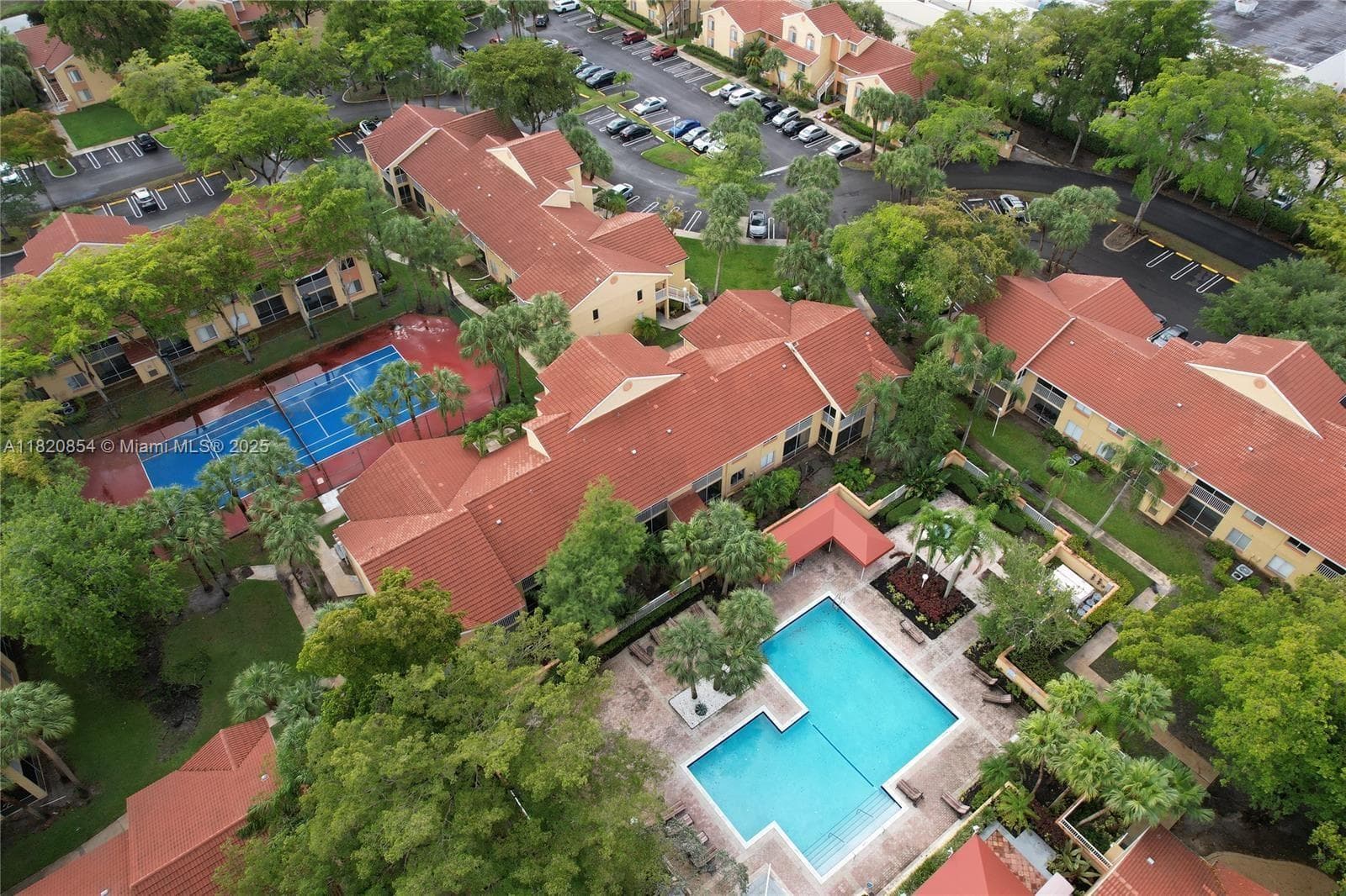 953 Coral Club Drive # 953, Coral Springs FL 33071 photo 3