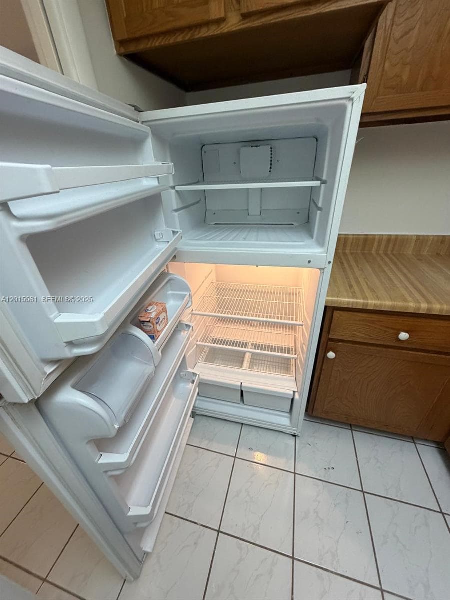 3720 Inverrary Dr # 2K, Lauderhill FL 33319 photo 4