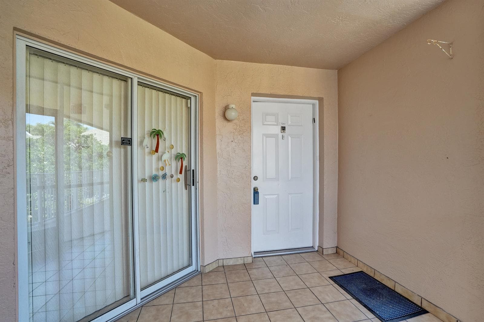 7243 S Devon Drive, Tamarac FL 33321 photo 2