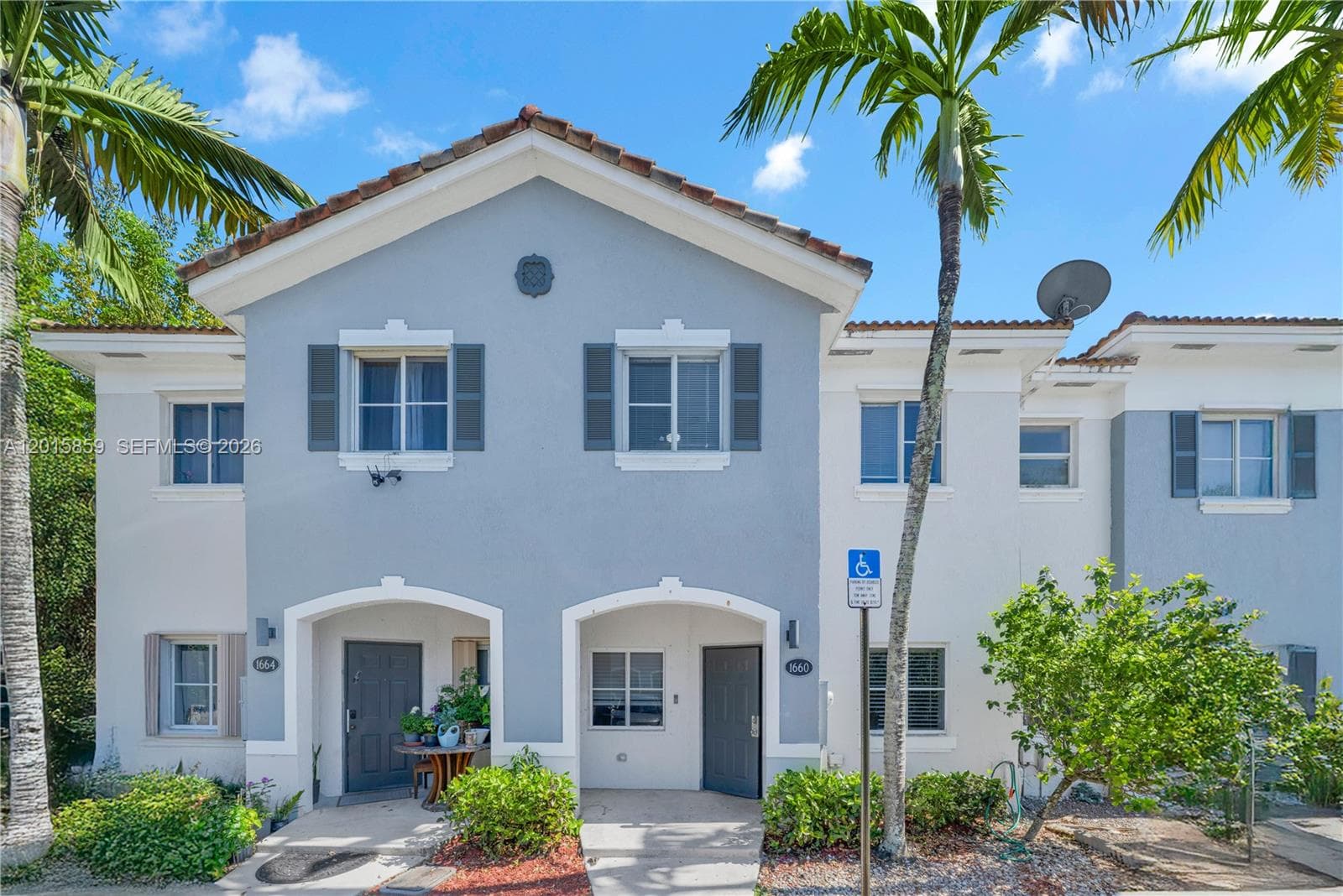 1660 SE 30th St, Homestead FL 33035 photo 2