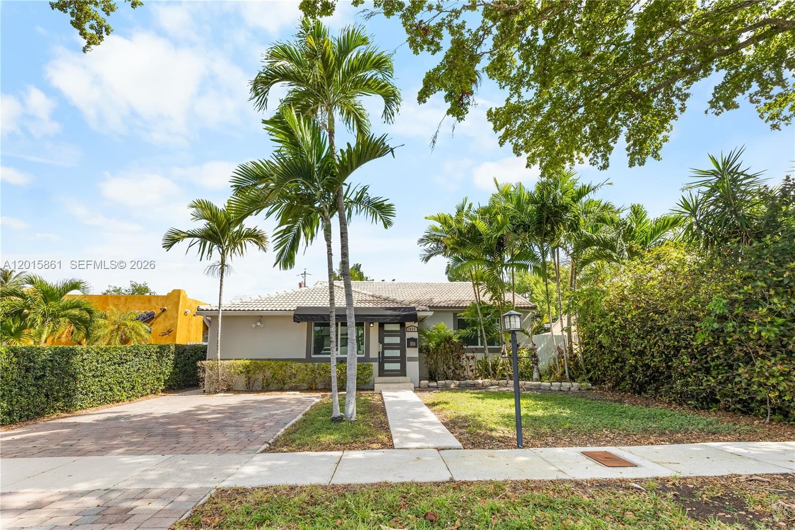 1835 SW 18th St, Miami FL 33145 photo 2