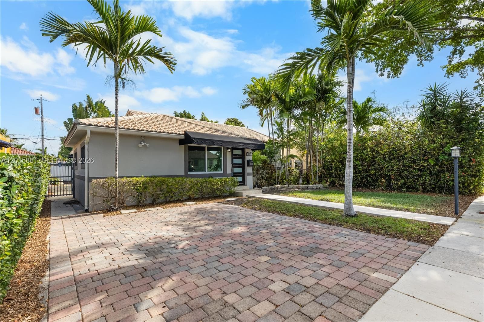 1835 SW 18th St, Miami FL 33145 photo 4