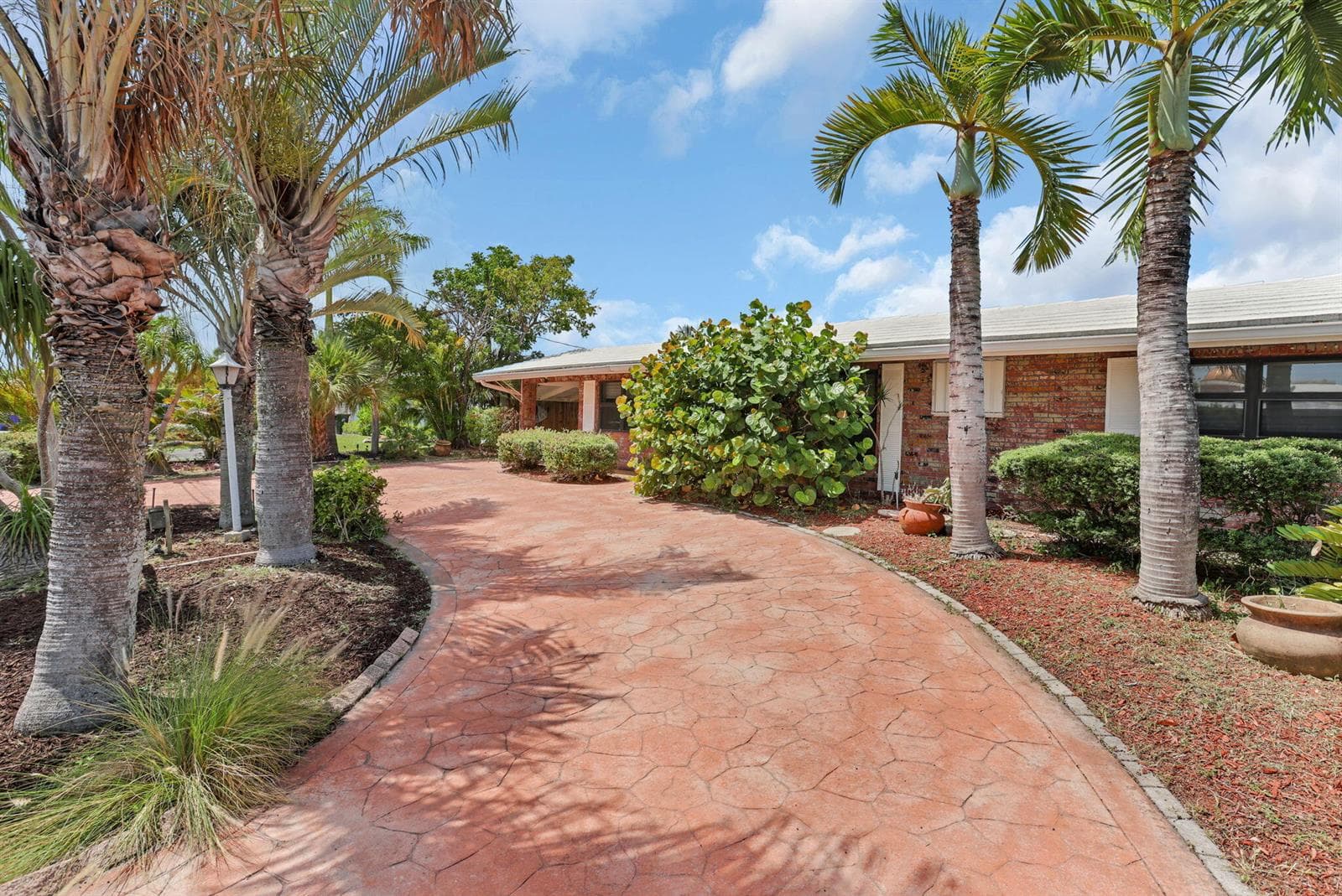 1701 NE 63rd Court, Fort Lauderdale FL 33334 photo 3