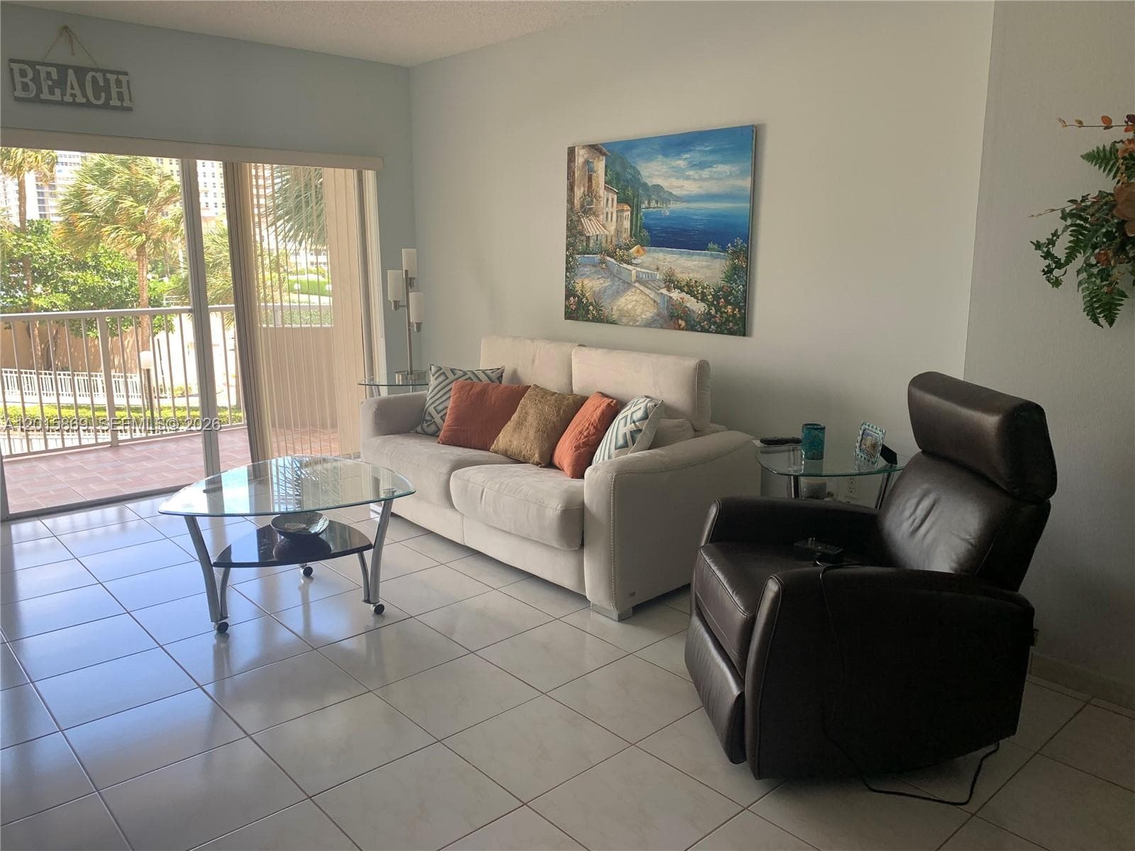 1985 S Ocean Dr # MZM, Hallandale Beach FL 33009