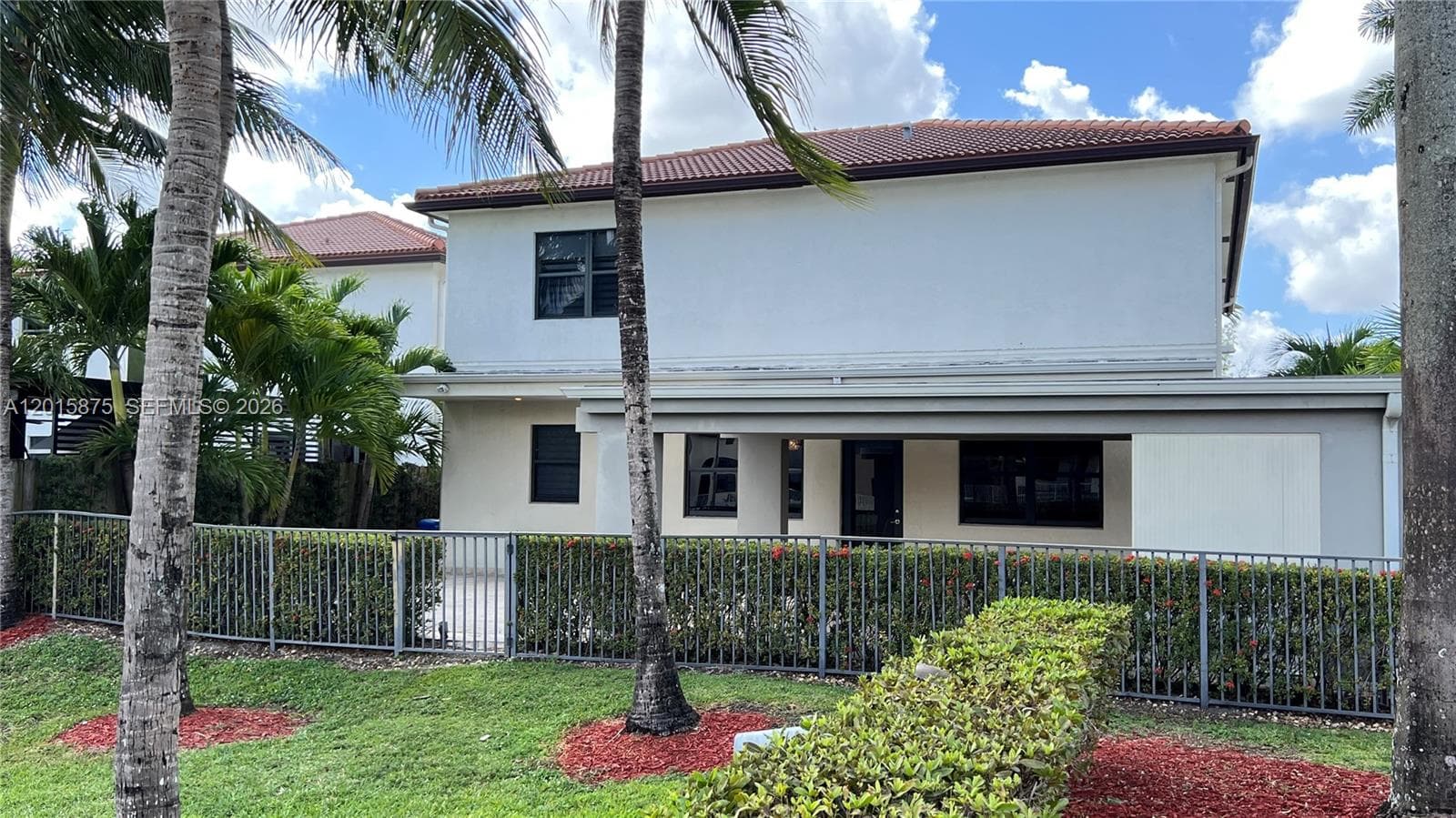 8925 NW 99th Ave, Doral FL 33178 photo 3