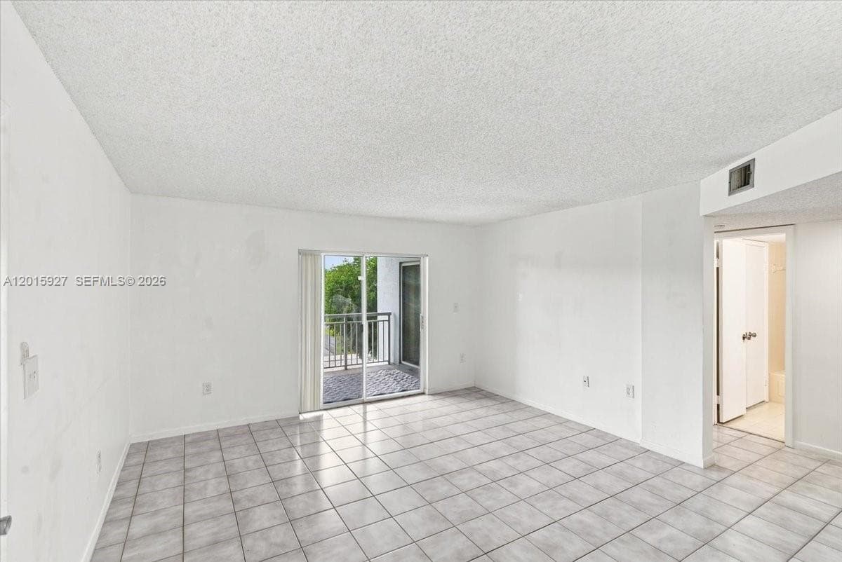 8660 SW 212th St # 306, Cutler Bay FL 33189 photo 4